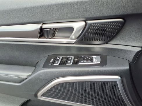 Used 2024 Kia Telluride S w/ S Sunroof Package image 18