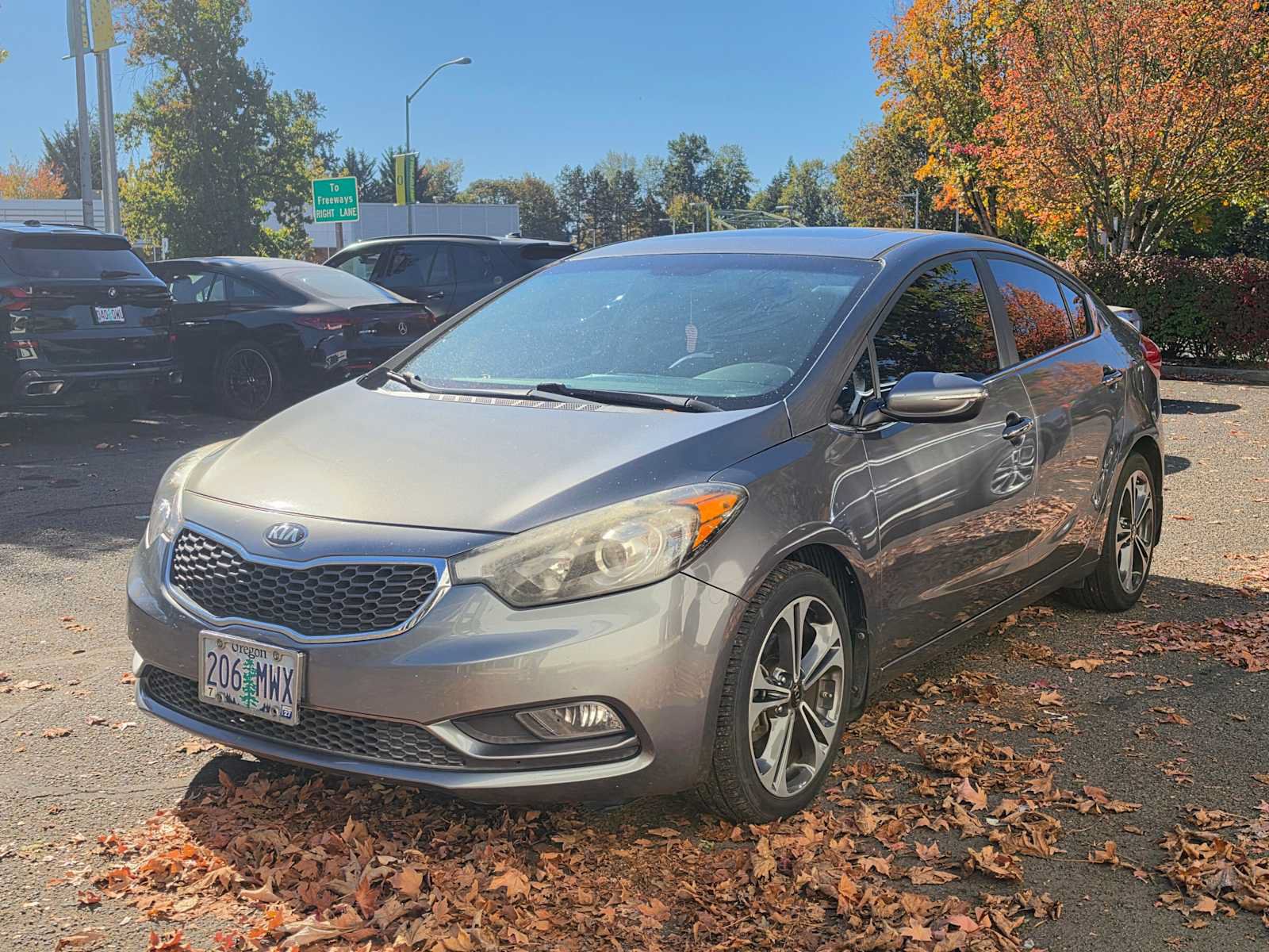 Used 2014 Kia Forte EX w/ Premium Package FWD image 6