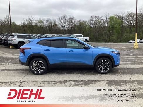 Used 2024 Chevrolet Trax RS w/ Driver Confidence Package FWD image 8