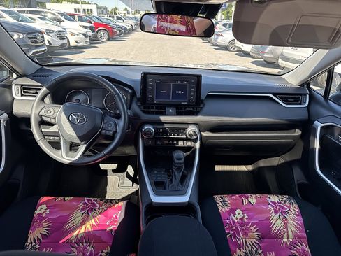 Used 2021 Toyota RAV4 XLE w/ Convenience Package AWD/4WD image 13