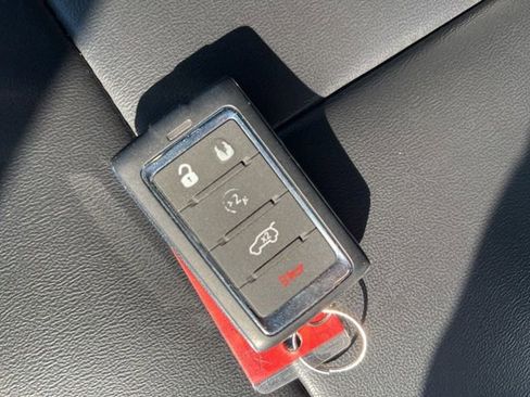 Used 2024 Jeep Grand Cherokee Limited image 21