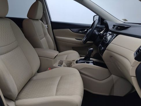 Used 2017 Nissan Rogue SV FWD image 21