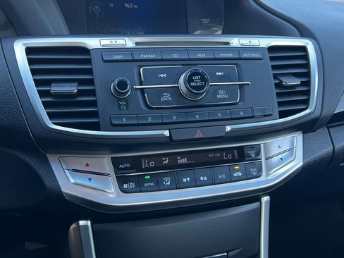 Used 2013 Honda Accord Sport image 25