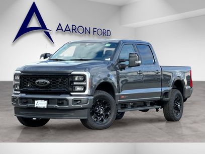 New 2026 Ford F350 Lariat w/ Black Appearance Package