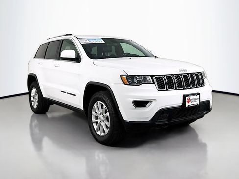 Used 2021 Jeep Grand Cherokee Laredo X AWD/4WD image 1