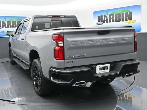 Used 2024 Chevrolet Silverado 1500 LT Trail Boss w/ Convenience Package II AWD/4WD image 4