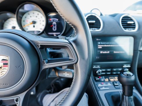 Certified 2024 Porsche 718 Cayman GT4 RS image 16