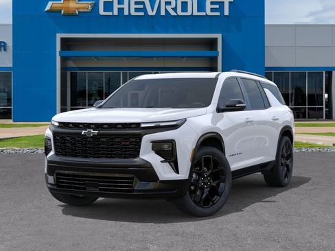 New 2026 Chevrolet Traverse RS w/ LPO, Floor Liner Package AWD/4WD image 6