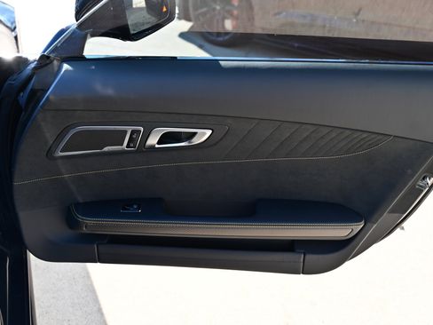 Used 2019 Mercedes-Benz AMG GT R image 43