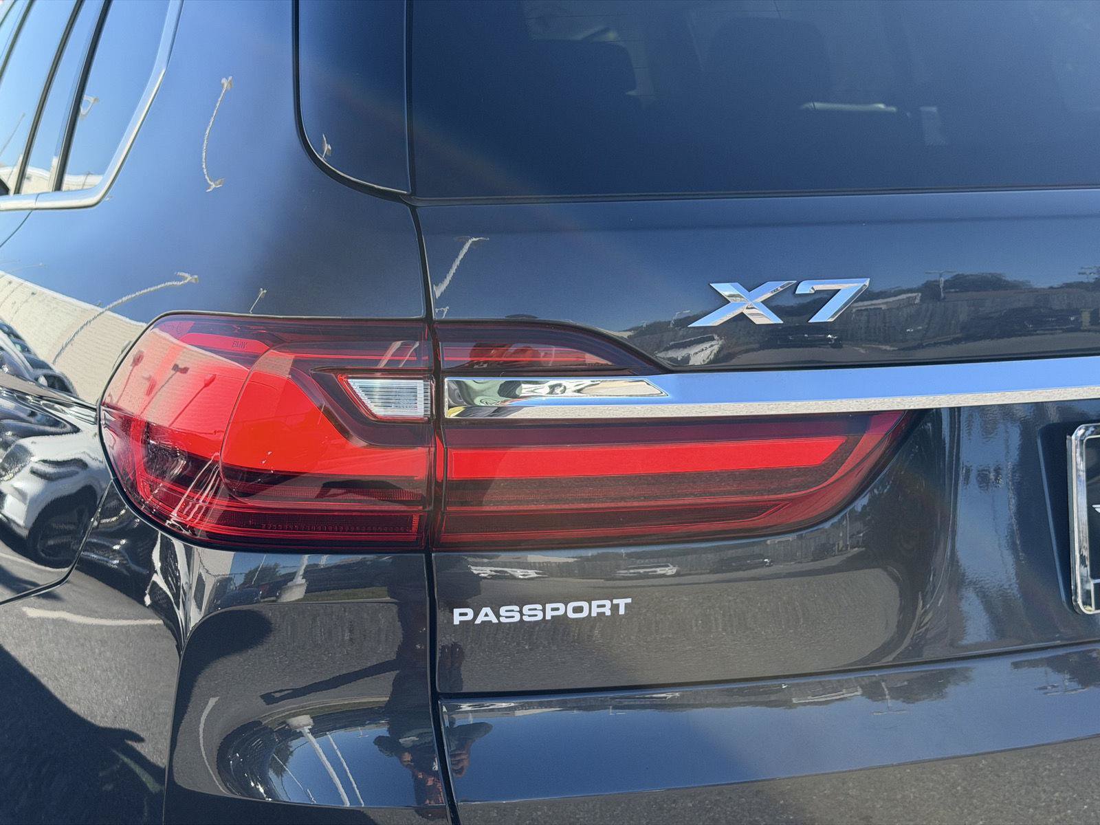Used 2021 BMW X7 xDrive40i AWD/4WD image 10