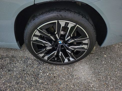 Used 2025 BMW X3 xDrive30i w/ M Sport Package AWD/4WD image 29