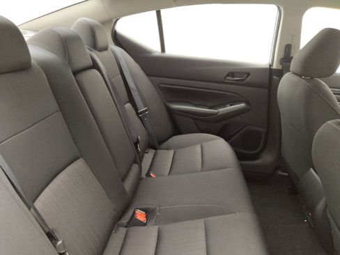 Used 2024 Nissan Altima 2.5 SV image 19