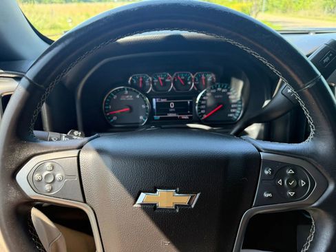 Used 2017 Chevrolet Silverado 1500 LT w/ LPO, Black Pack AWD/4WD image 17