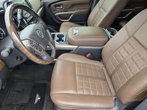 Used 2021 Nissan Titan Platinum Reserve w/ Moonroof Package image 14