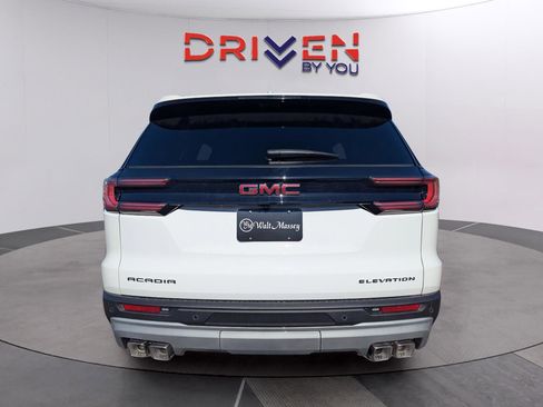 New 2026 GMC Acadia Elevation image 4