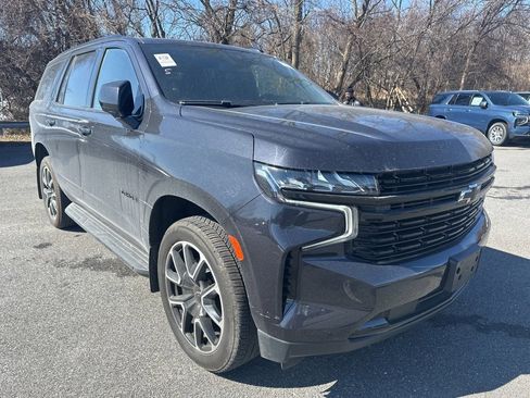 Used 2023 Chevrolet Tahoe RST image 3