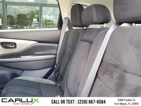 Used 2016 Nissan Murano SV image 15