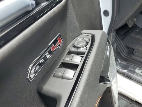New 2026 GMC Sierra 1500 AT4 AWD/4WD image 19