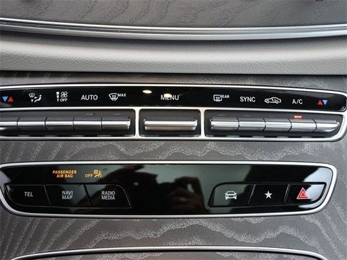 Used 2022 Mercedes-Benz E 350 Sedan image 6