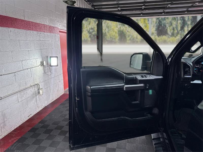 Used 2020 Ford F150 4x4 SuperCrew image 20