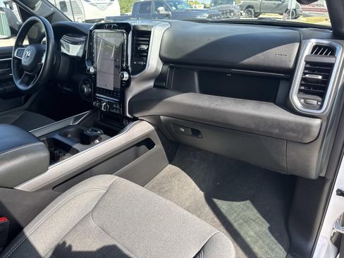 Used 2024 RAM 1500 Big Horn AWD/4WD image 10