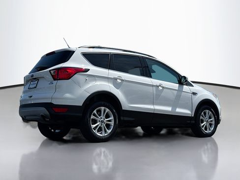 Used 2019 Ford Escape SE AWD/4WD image 2