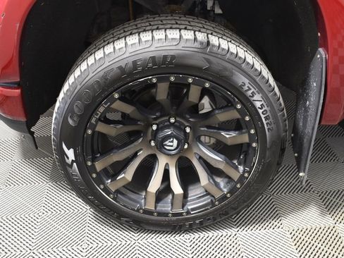 Used 2020 Chevrolet Silverado 1500 RST image 11