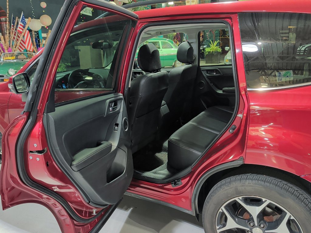 Used 2015 Subaru Forester 2.0XT Touring w/ Eyesight & Navigation System AWD/4WD image 14