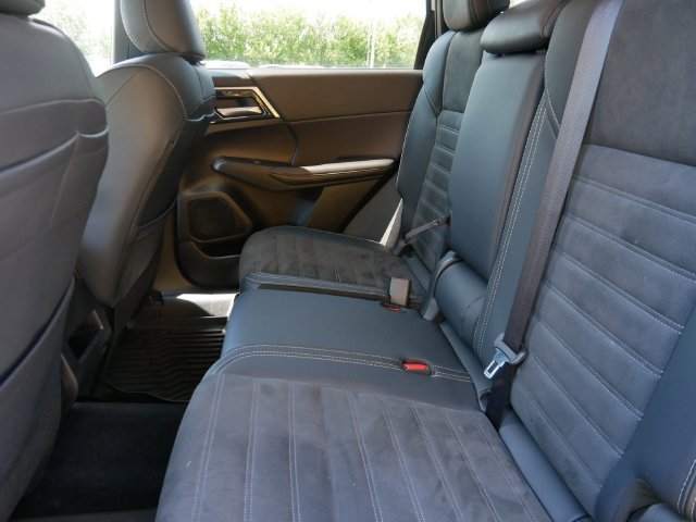 Used 2024 Mitsubishi Outlander SE AWD/4WD image 26