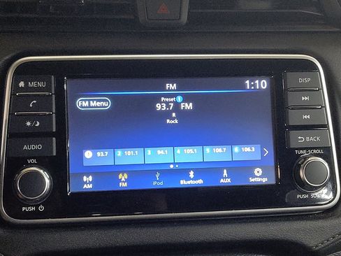 Used 2025 Nissan Versa S FWD image 25