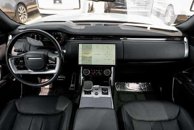 Used 2023 Land Rover Range Rover SE AWD/4WD image 15