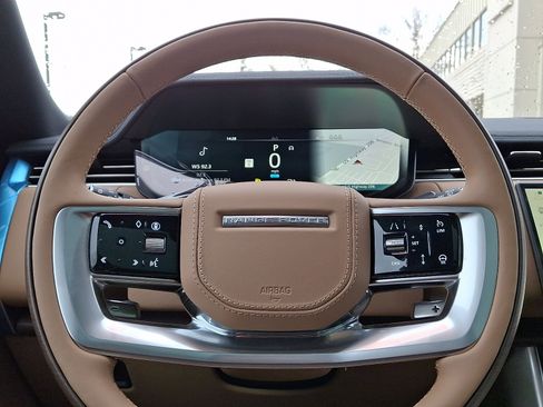 New 2026 Land Rover Range Rover SE image 17