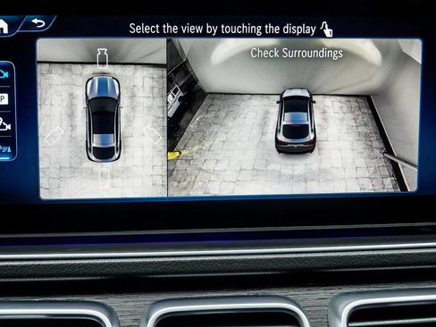 Used 2025 Mercedes-Benz GLE 450 GLE 450 w/ Driver Assistance Package image 26