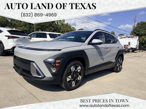 Used 2025 Hyundai Kona SEL FWD image 1