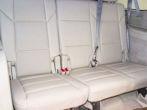 Used 2023 Cadillac Escalade ESV Premium Luxury Platinum w/ LPO, Radiant Package image 13