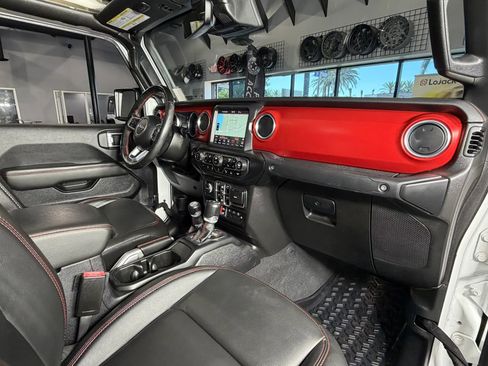 Used 2021 Jeep Gladiator Rubicon image 23