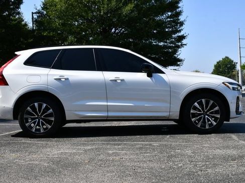 Certified 2023 Volvo XC60 B5 Plus w/ Climate Package AWD/4WD image 8