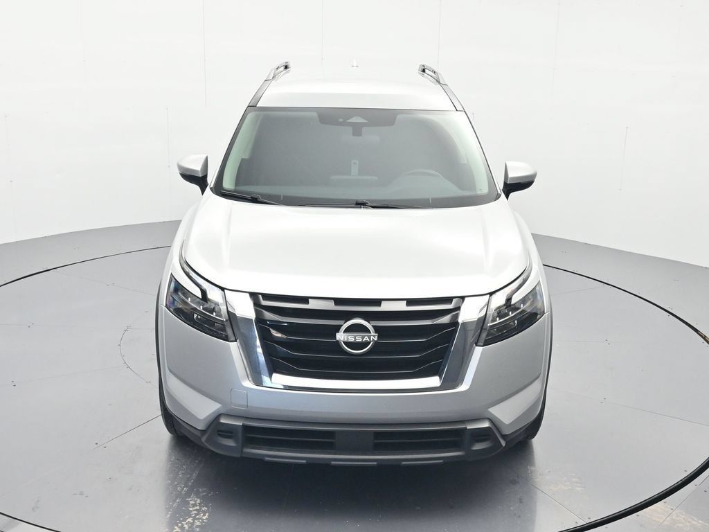 Used 2025 Nissan Pathfinder SV FWD image 30