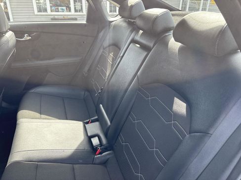 Used 2023 Kia Forte GT-Line image 18