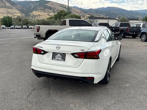Used 2024 Nissan Altima 2.5 SR FWD image 40