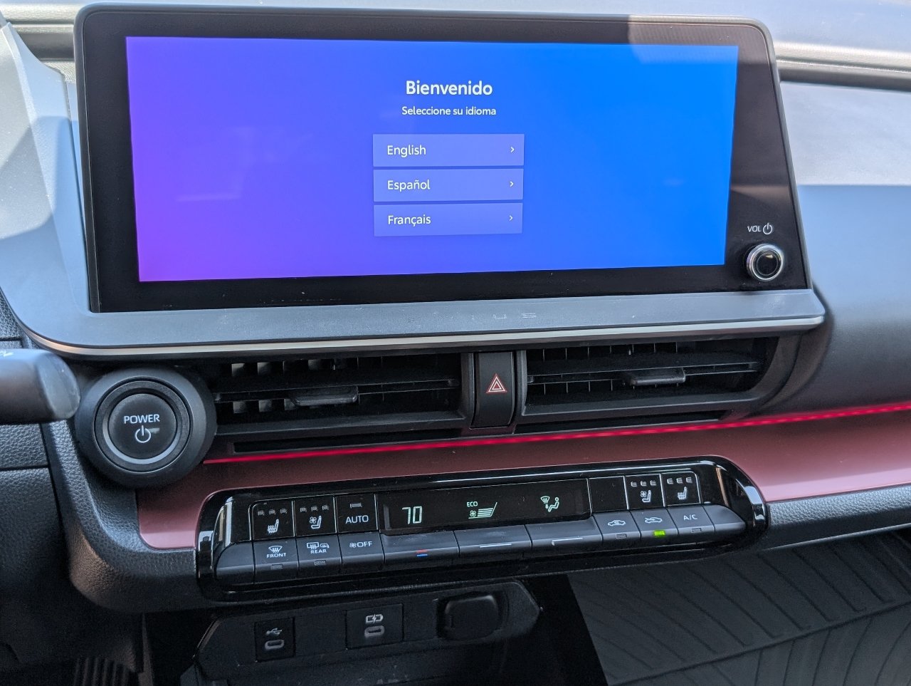Used 2023 Toyota Prius Prime Premium FWD image 17