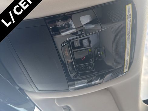 Used 2025 Lexus RX 350 image 13