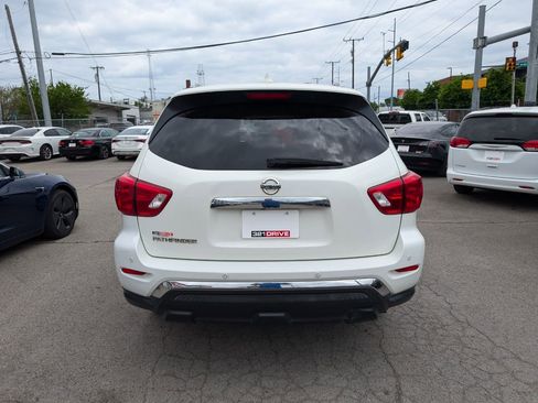 Used 2020 Nissan Pathfinder S FWD image 7