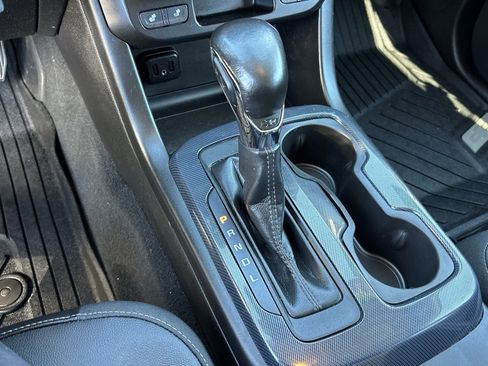 Used 2022 Chevrolet Colorado Z71 image 24