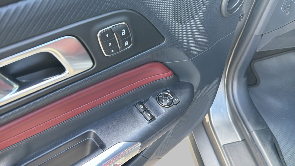 Used 2024 Ford Mustang GT Premium RWD image 13