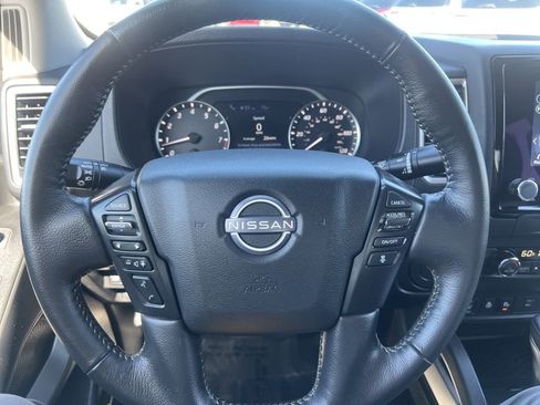Used 2024 Nissan Frontier SV w/ SV Convenience Package RWD image 50