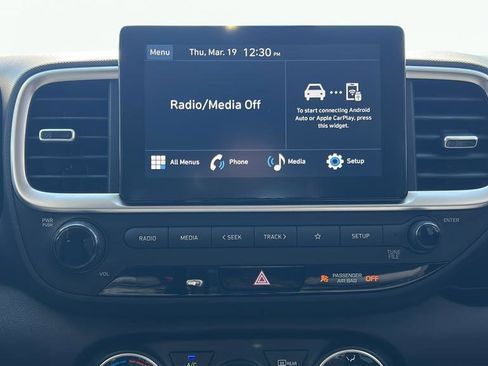 New 2026 Hyundai Venue SE FWD image 19