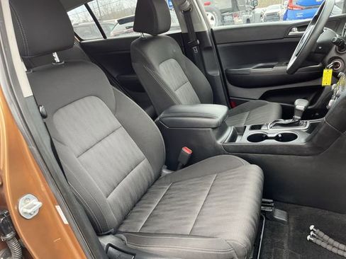 Used 2020 Kia Sportage LX AWD/4WD image 25