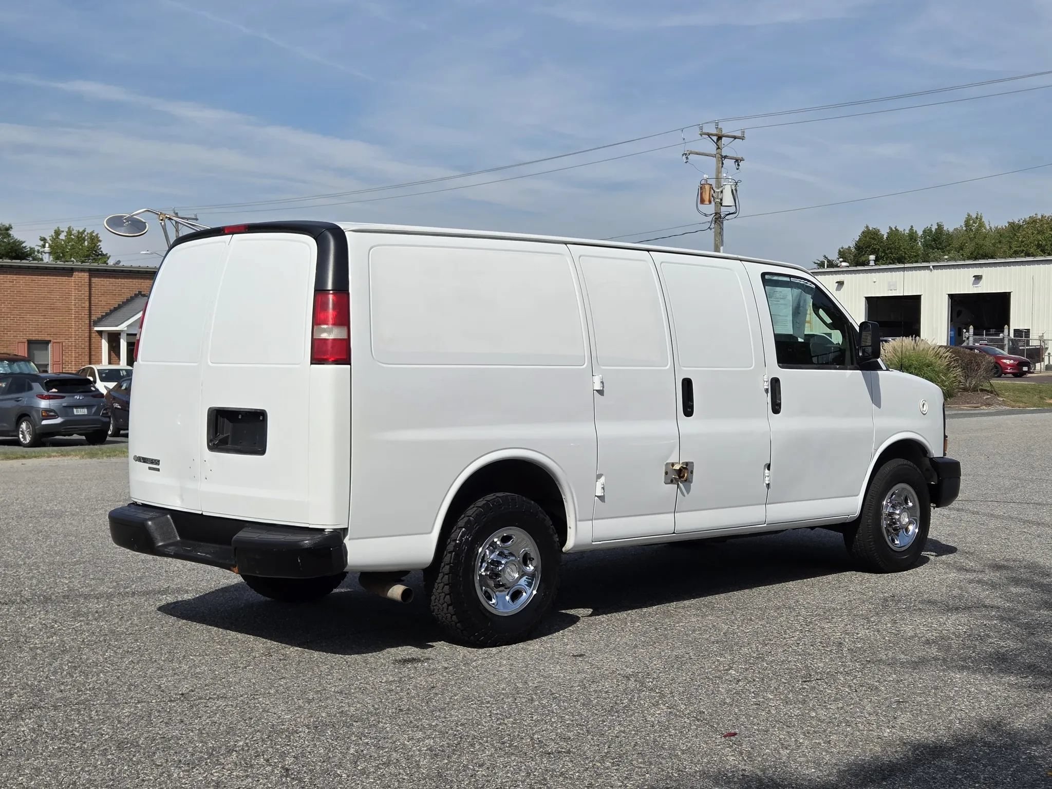 Used 2016 Chevrolet Express 3500 RWD image 6