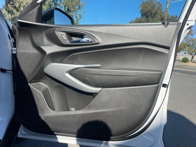 Used 2024 Chevrolet Trax LS FWD image 32